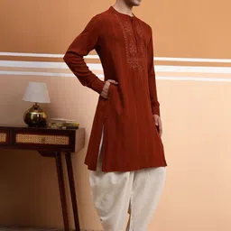 House of Pataudi Thread Work Embroidered Straight Kurta & Dhoti Pants image 5