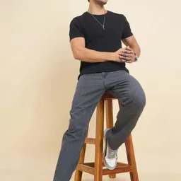 LINARIA Men Classic Relaxed Fit Mid-Rise Light Fade Stretchable Jeans image 5