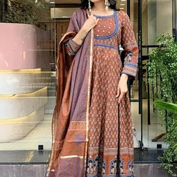 MILAAV Women Ethnic Motifs Printed Panelled Mirror Work Kurta with Trousers & With Dupatta image 3