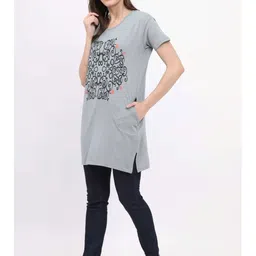 DDASPRATION Women Abstract Printed Round Neck Cotton Oversized T-shirt image 4