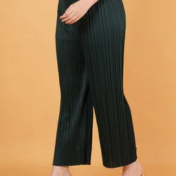LECOWAR Women Relaxed Trousers image 5