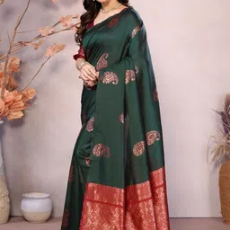 Shriyangan Ethnic Motifs Zari Art Silk Handloom Kanjeevaram Saree image 4