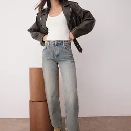 Trendyol Women Straight Fit Mid-Rise Heavy Fade Jeans-image-42