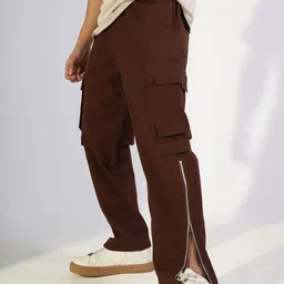 SHOWOFF Men Relaxed Fit Mid-Rise Easy Wash Cargos Trousers-image-69