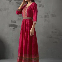 Anouk s Fuchsia  Printed Anarkali Ethnic Dress With Belt image 4