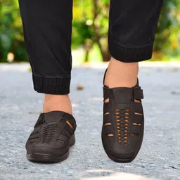 restroad Men Casual Sandal image 5