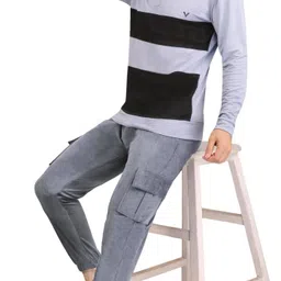 vgs Men Solid Grey Track Pants image 5