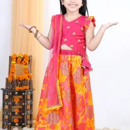 here&now x kinder kids Kinder Kids Girls Pink & Yellow Embroidered Lehenga & Blouse With Dupatta Set image 5