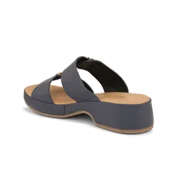 pelle albero Women Flatform Sandals With Buckles image 3