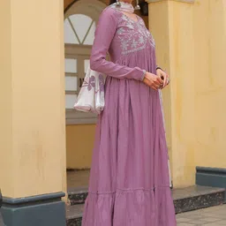 Rajnandini Floral Embroidered Empire Notch Neck Sequinned Kurta And Dupatta image 2