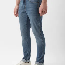 Wrangler Men Vegas Skinny Fit Low-Rise Light Fade Stretchable Jeans image 5