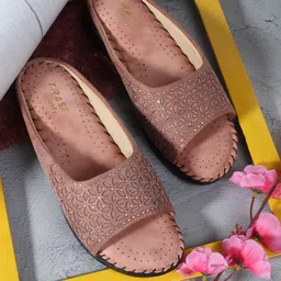 trase Women Flats Sandal-picture-25