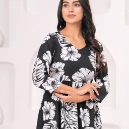 asfebrics Top Pant Co-ords Set image 5