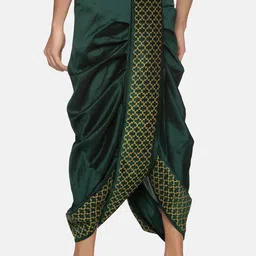 Sethukrishna Men Green Printed Dhoti image 4