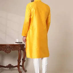 adhirajan Men Cotton Silk Kurta Pyjama Set image 2