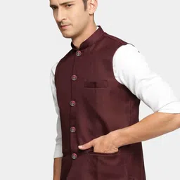 rocksy Solid Men Waistcoat image 5