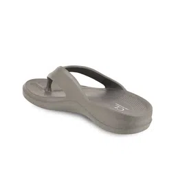 Carlton London Men Grey Rubber Thong Flip-Flops image 3