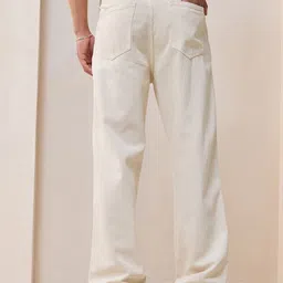 Bewakoof Men Organic Cotton Baggy Jeans image 3