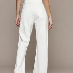 roadster Women Flared High Rise White Jeans image 2