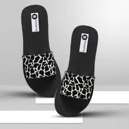 footspring Women Flip Flops image 2