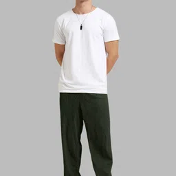 indiclub Men Solid Dark Green Track Pants image 4