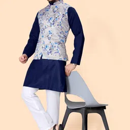 mentific Printed Men Waistcoat image 3