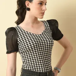 BAESD Abstract Printed Monochrome V-Neck Puff Sleeves Top image 3