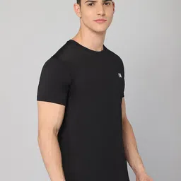 JACKDANZA Men Black T-shirt image 4