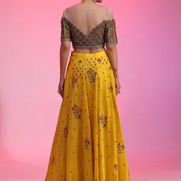 KUDI PATAKA Embellished Beads and Stones Ready to Wear Lehenga & Blouse With Dupatta image 5