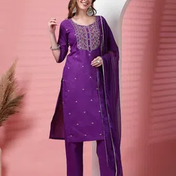 kfashionbfc Women Cotton Blend Kurta Pant Dupatta Set image 1