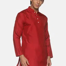 Sethukrishna Men Maroon Flared Sleeves Thread Work Handloom Kurta image 3