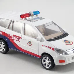play haven Innova Police Chase with Sunroof and Top Beacon light (White) image 5