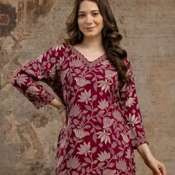 dressar Women Floral Print Viscose Rayon Straight Kurta-picture-24