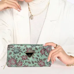 mas navi Party Green Clutch image 3