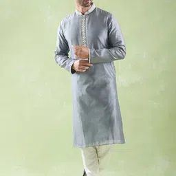 Arihant Rai Sinha Men Ethnic Motifs Yoke Design Regular Thread Work Chanderi Silk Kurta with Churidar image 4
