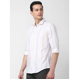 Peter England Men Off White Slim Fit Striped Formal Shirt image 3