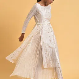 W Floral Embroidered Ethnic A-Line Maxi Dress image 3