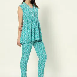 Bachuu Ethnic Motifs Printed V-Neck Top With Trouser image 5