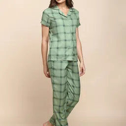 Van Heusen Checked Lapel Collar Night suit image 4