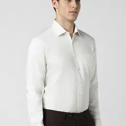 Van Heusen Regular Fit Textured Full Sleeves Cotton Shirt image 5