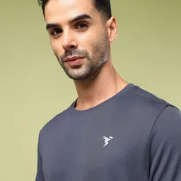 Technosport Men Solid Round Neck Slim Fit T-shirt image 3