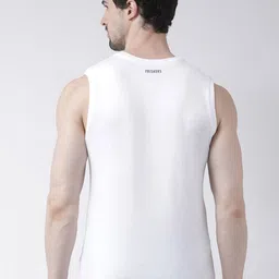 Friskers Pack Of 2 Round Neck Sleeveless Pure Cotton Slim Fit T-shirt image 3