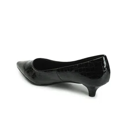 Carlton London Textured Pointed Toe Kitten Heeled Pumps image 3