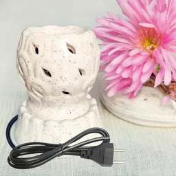 aatiutik Sandalwood Aroma Oil, Diffuser Set image 2