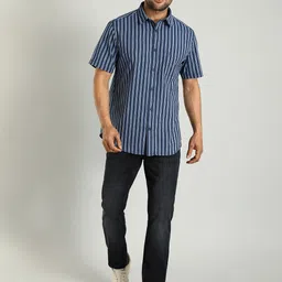 Indian Terrain Men Brooklyn Slim Fit Clean Look Light Fade Stretchable Jeans image 3