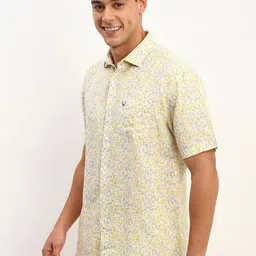 Allen Solly Men Floral Printed Slim Fit Casual Shirt image 3