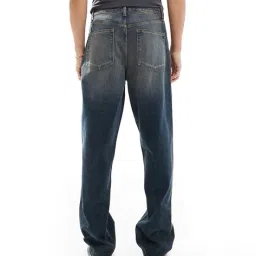 asos design Mid-Wash Vintage Tint Baggy Fit Jeans image 3