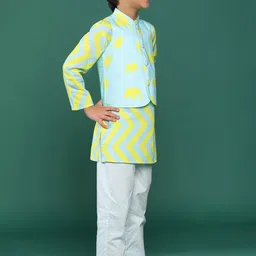 TALES & STORIES Boys Geometric Printed Straight Kurta & Pyjamas & Waistcoat image 3