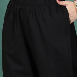 Nayam By Lakshita Floral Printed Sequinned Regular Straight Kurta & Palazzos image 3