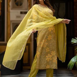 Navlik Floral Printed V-Neck Mirror Work Straight Kurta With Trousers & Dupatta image 3